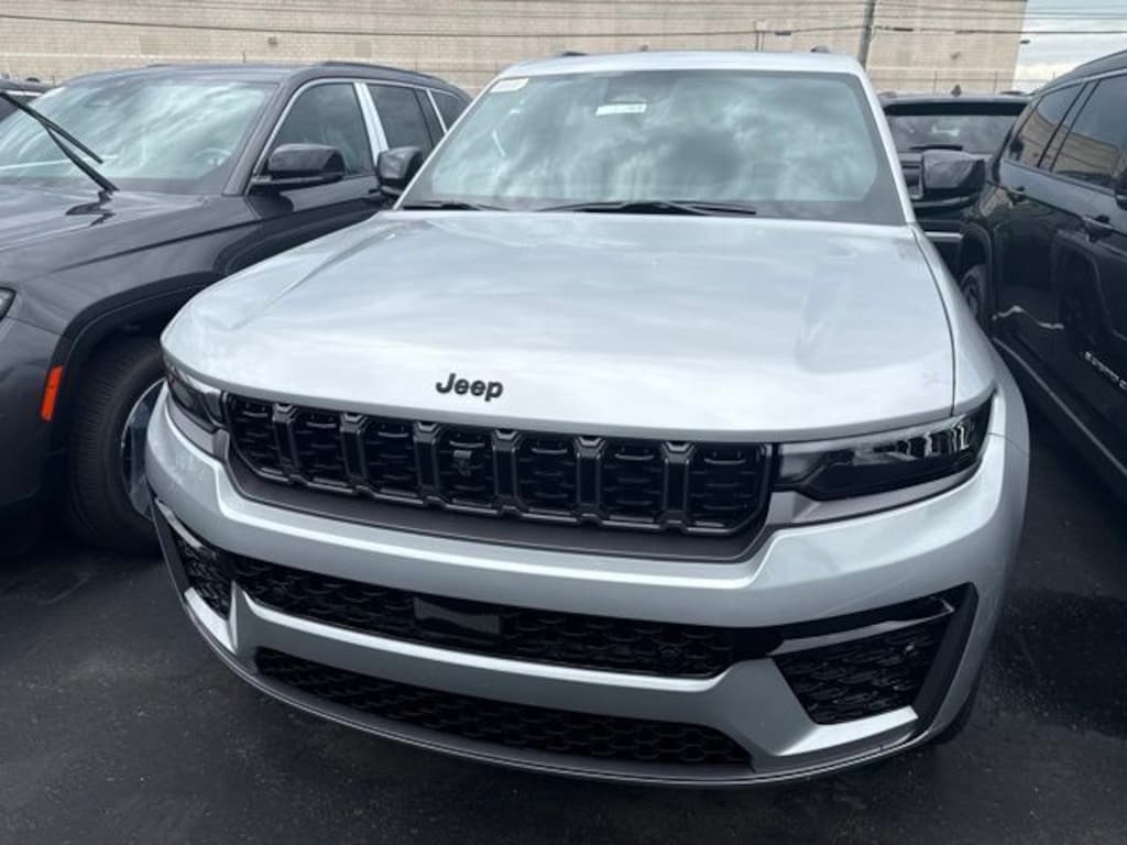 New 2026 Jeep Grand Cherokee LIMITED RESERVE 4X4 Sport Utility