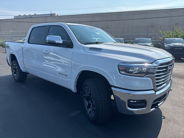 2026 Ram 1500 Laramie photo 3