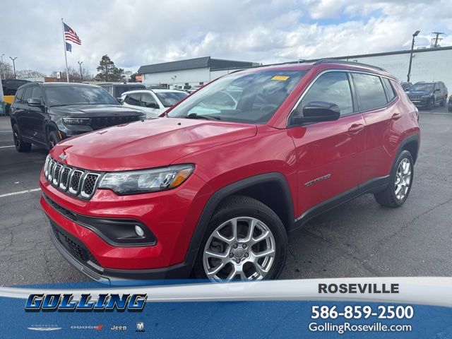 2023 Jeep Compass Latitude Lux