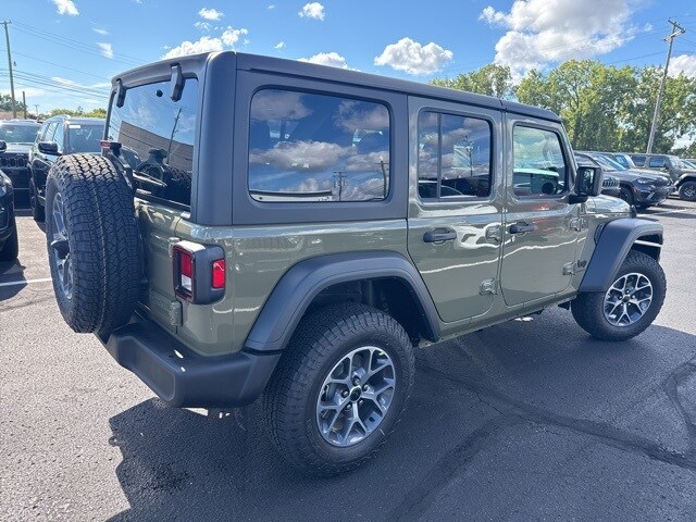 2025 Jeep Wrangler Sport S photo 4