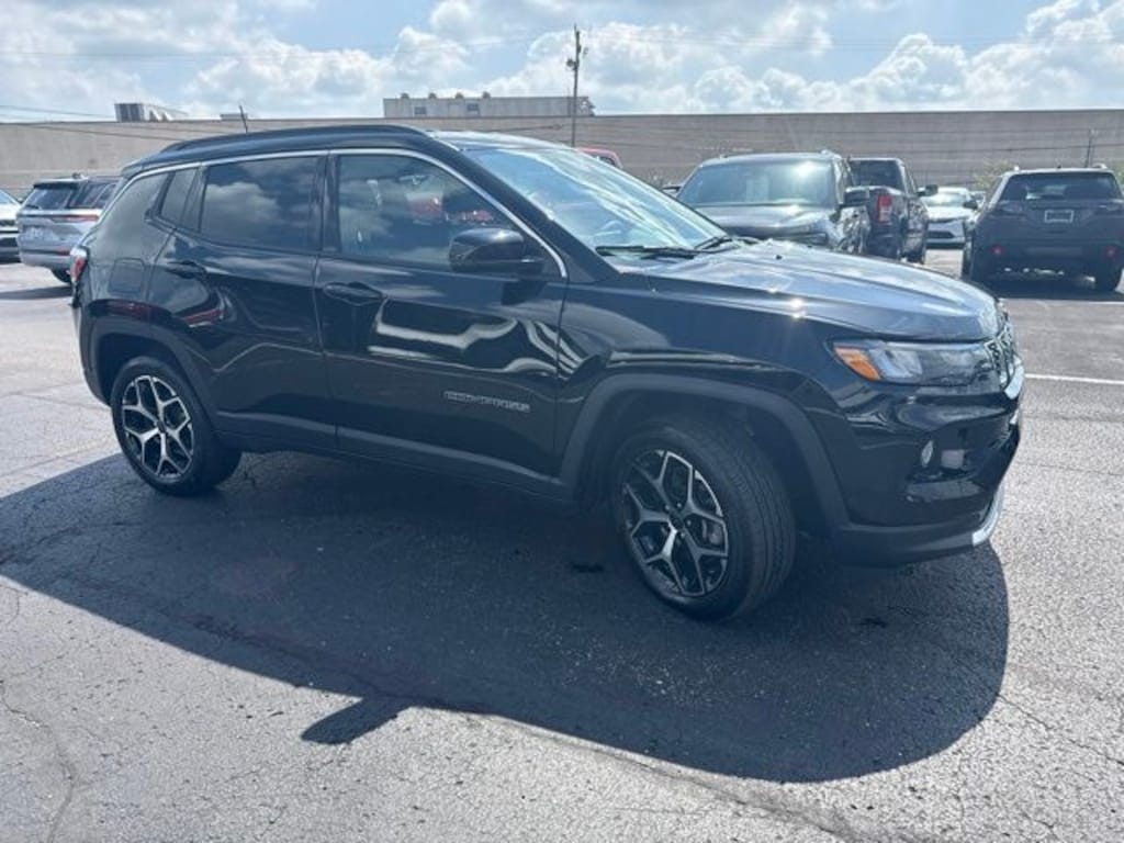 Used 2025 Jeep Compass Limited SUV