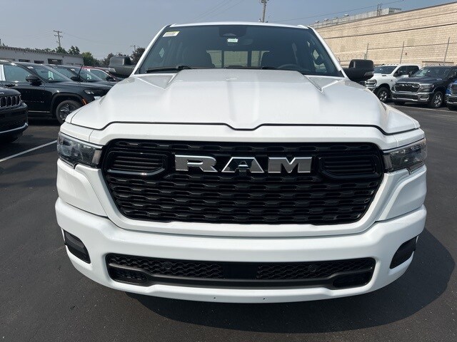 2025 Ram 1500 Big Horn photo 2