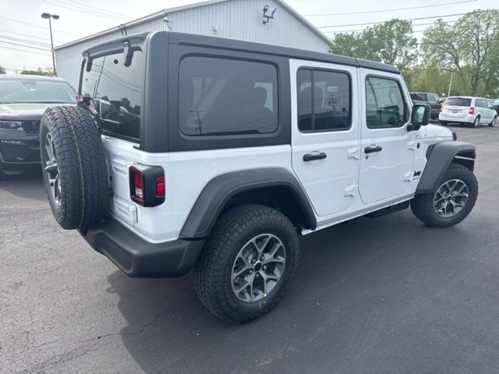 Used 2026 Jeep Wrangler Sport SUV