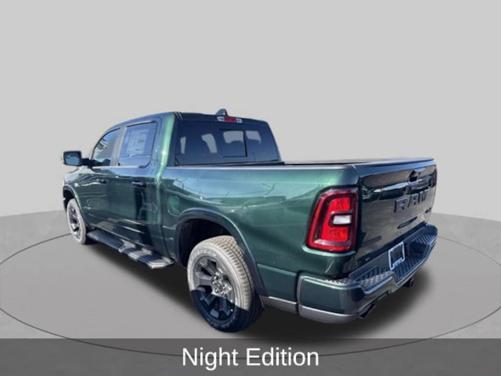 New 2026 Ram 1500 BIG HORN CREW CAB 4X4 5'7 BOX Pickup