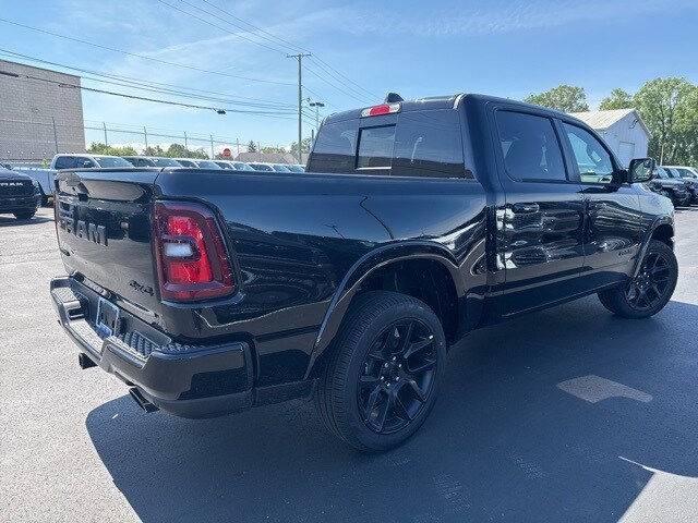 2026 Ram 1500 Laramie photo 4