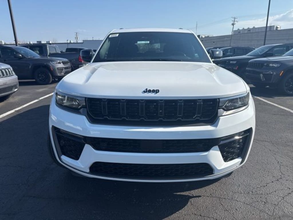 New 2026 Jeep Grand Cherokee LIMITED RESERVE 4X4 Sport Utility