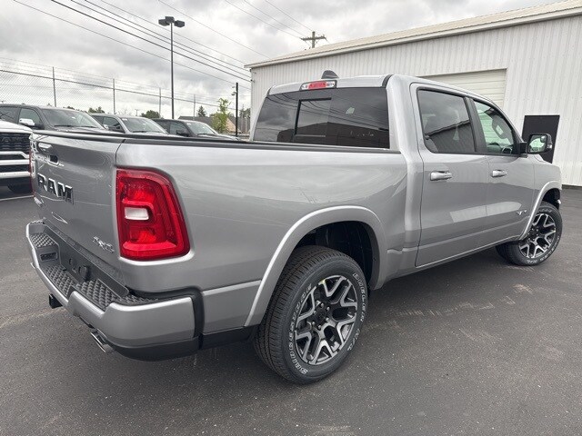 2026 Ram 1500 Laramie photo 4