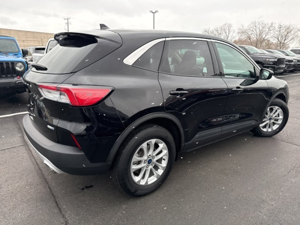 Used 2020 Ford Escape SE SUV