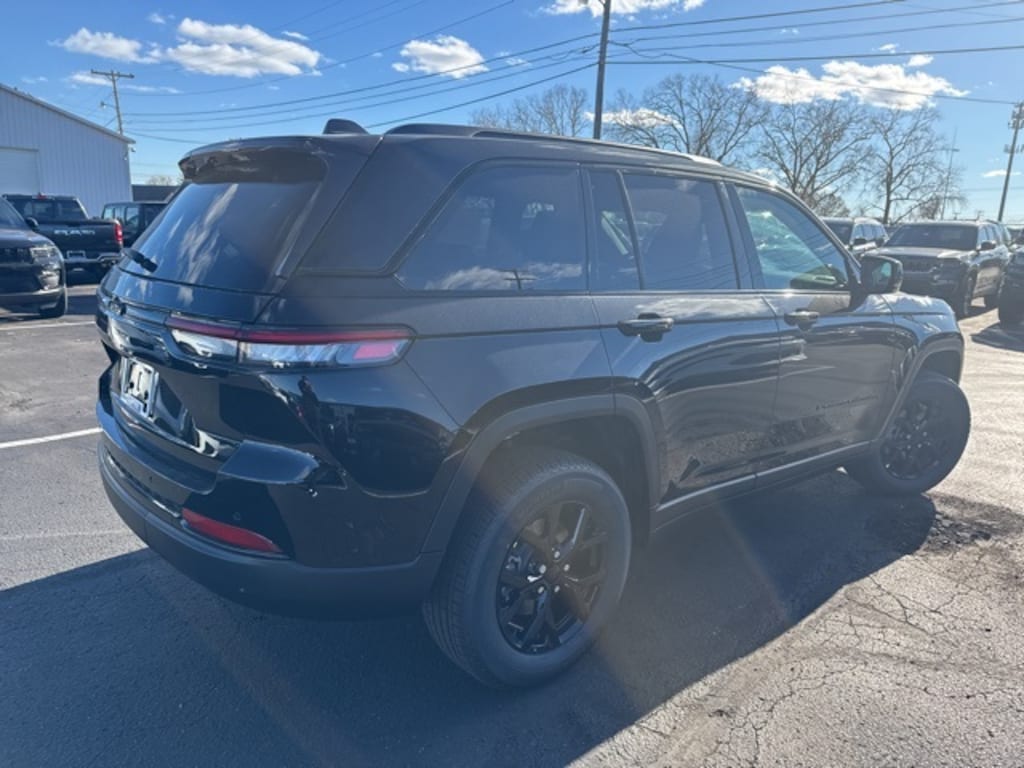 New 2025 Jeep Grand Cherokee ALTITUDE X 4X4 Sport Utility