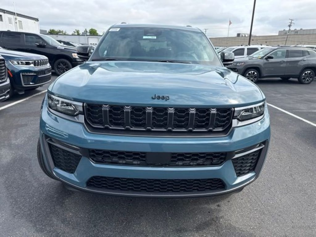 New 2026 Jeep Grand Cherokee L L LIMITED 4X4 Sport Utility