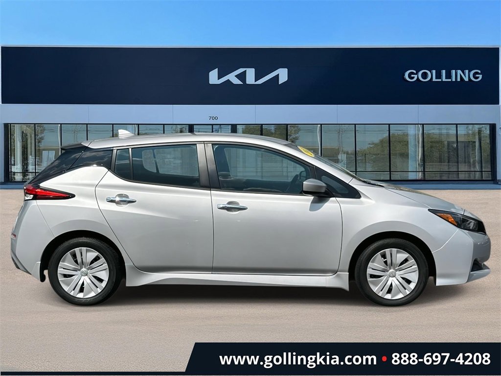 Used 2023 Nissan Leaf S with VIN 1N4AZ1BV8PC554328 for sale in Madison Heights, MI