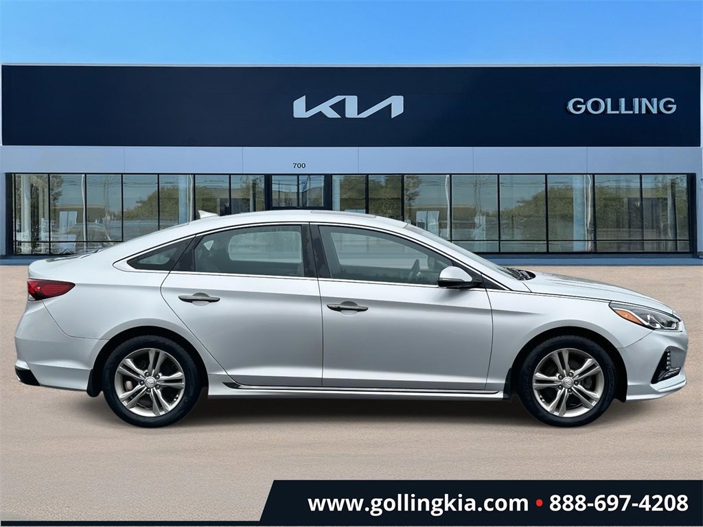 Used 2019 Hyundai Sonata Sport with VIN 5NPE34AF2KH730747 for sale in Madison Heights, MI
