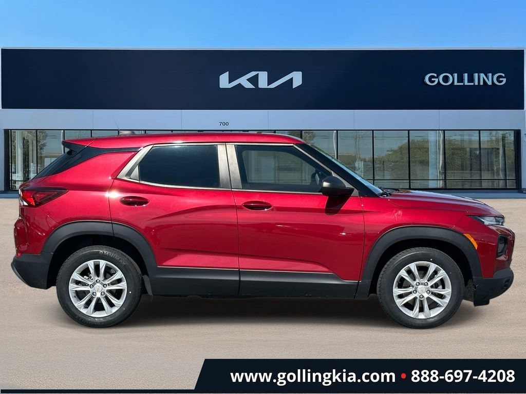 Used 2021 Chevrolet Trailblazer LS with VIN KL79MMS27MB025924 for sale in Madison Heights, MI