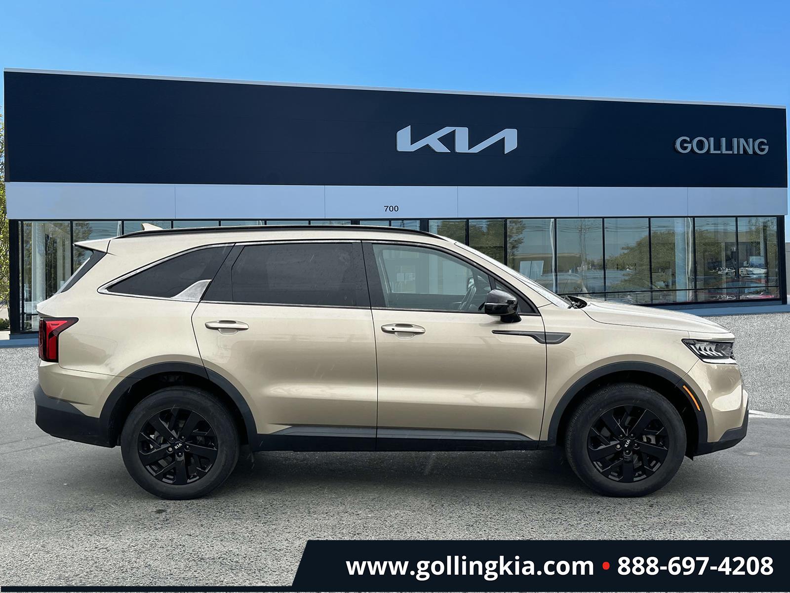 Used 2021 Kia Sorento S with VIN 5XYRLDLC7MG004008 for sale in Madison Heights, MI