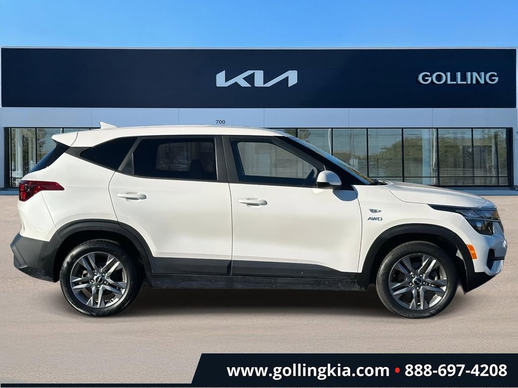 Certified 2023 Kia Seltos LX with VIN KNDEPCAA3P7411338 for sale in Madison Heights, MI