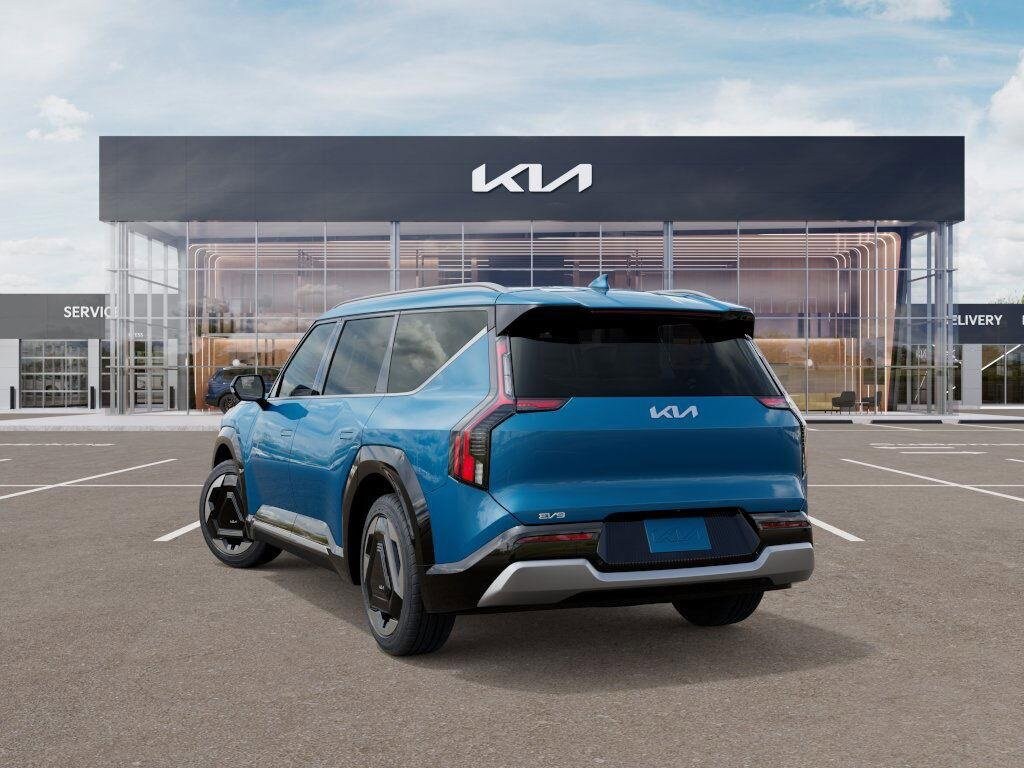 2026 Kia EV9 Land photo 3