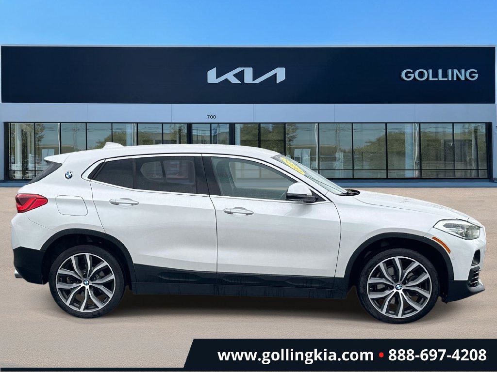 Used 2018 BMW X2 28i with VIN WBXYJ5C38JEF73631 for sale in Madison Heights, MI