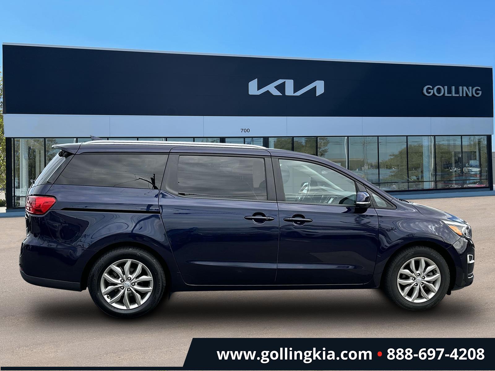 Used 2019 Kia Sedona EX with VIN KNDMB5C14K6516228 for sale in Madison Heights, MI