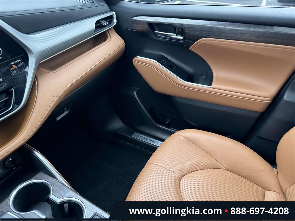 2023 Toyota Highlander Hybrid Platinum photo 4