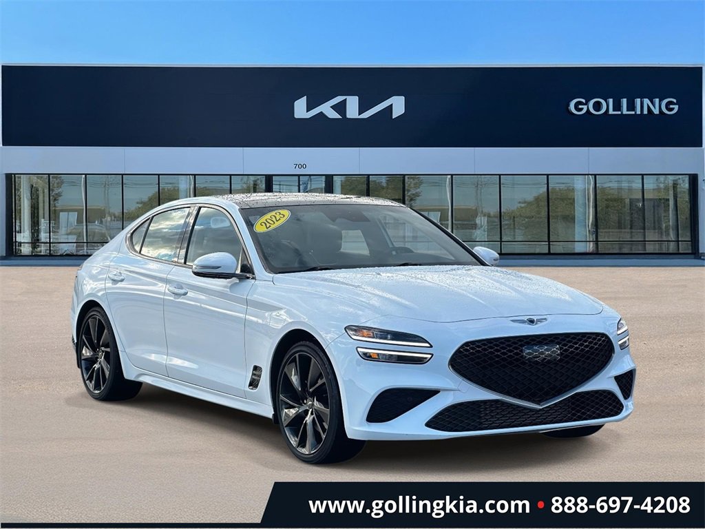 2023 Genesis G70 Base's photo