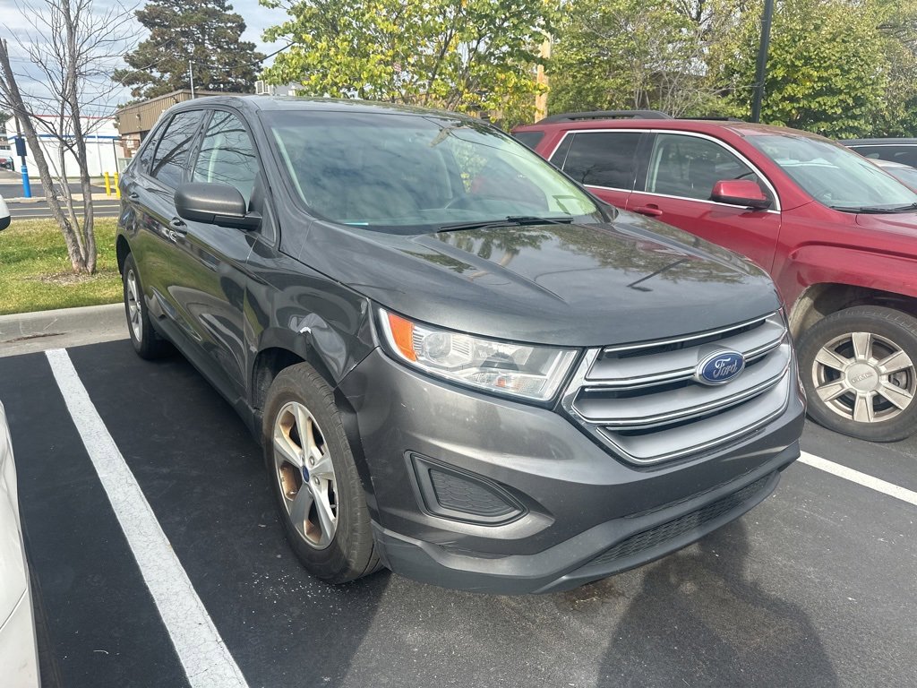 2016 Ford Edge SE photo 3