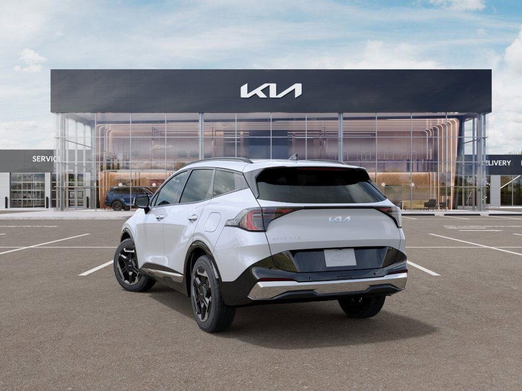 2026 Kia Sportage SX photo 4