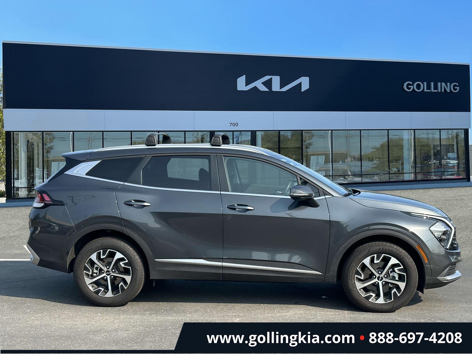 Used 2023 Kia Sportage EX Hybrid with VIN KNDPVCAG6P7113935 for sale in Madison Heights, MI