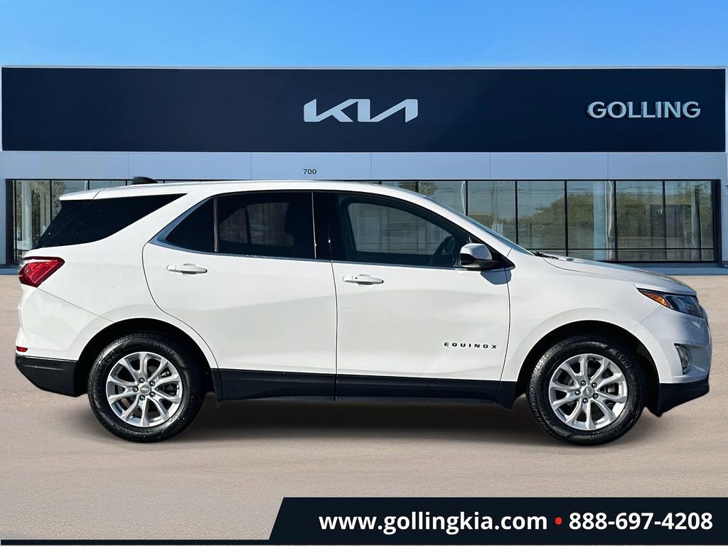 Used 2020 Chevrolet Equinox 2FL with VIN 3GNAXJEV5LS514098 for sale in Madison Heights, MI
