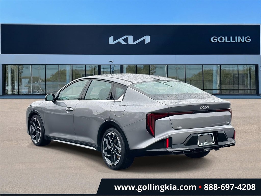 2025 Kia K4 GT-Line photo 4
