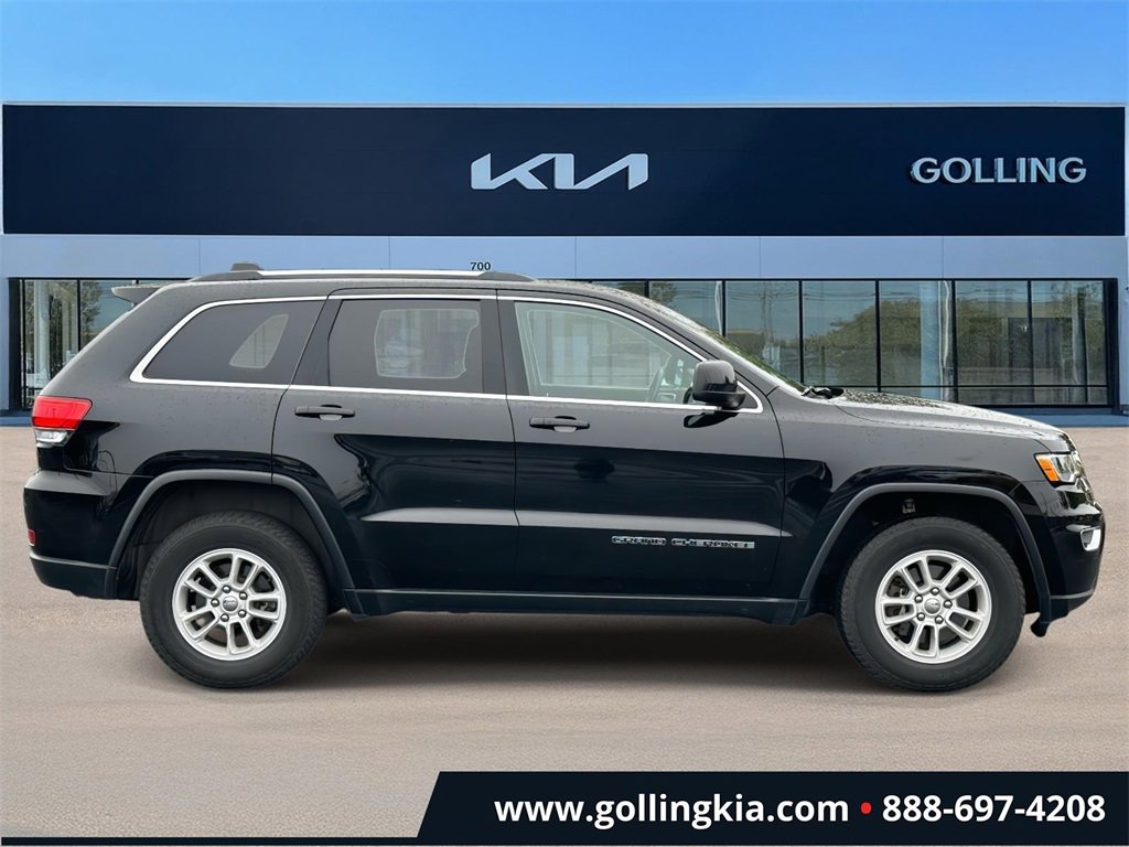 Used 2019 Jeep Grand Cherokee Laredo E with VIN 1C4RJFAG7KC794077 for sale in Madison Heights, MI