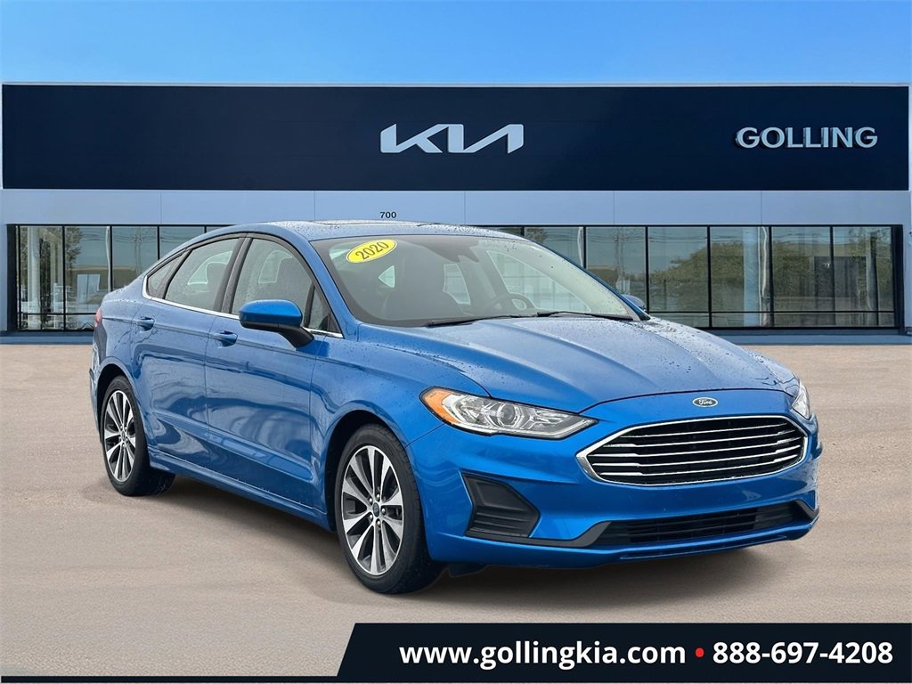 2020 Ford Fusion SE