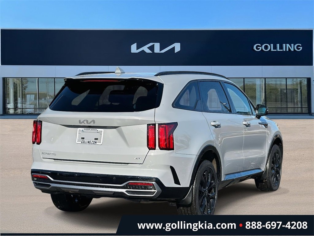 2023 Kia Sorento SX photo 2