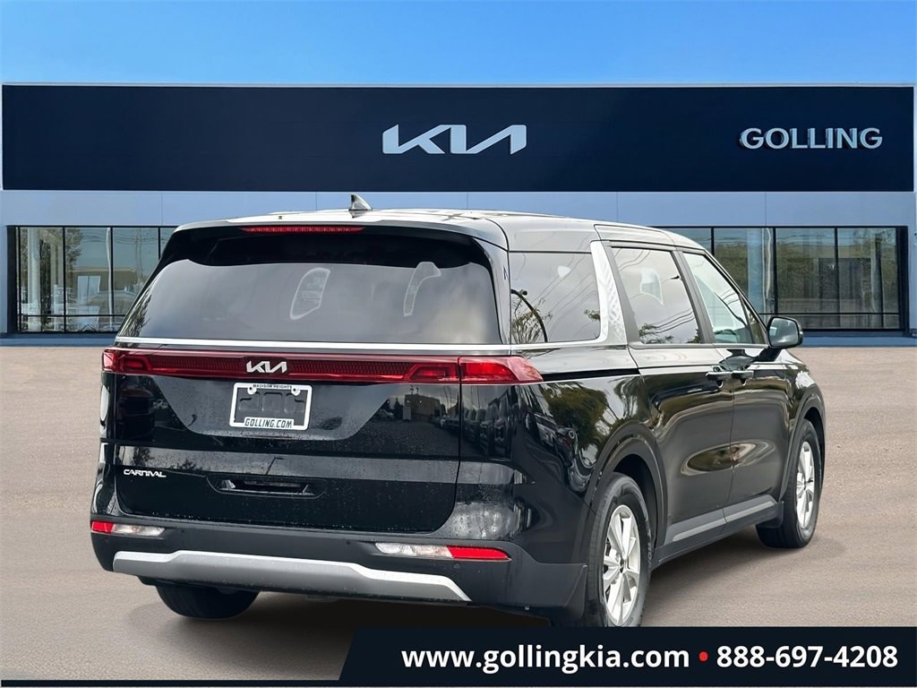 Certified 2023 Kia Carnival LX Seat Package MPV