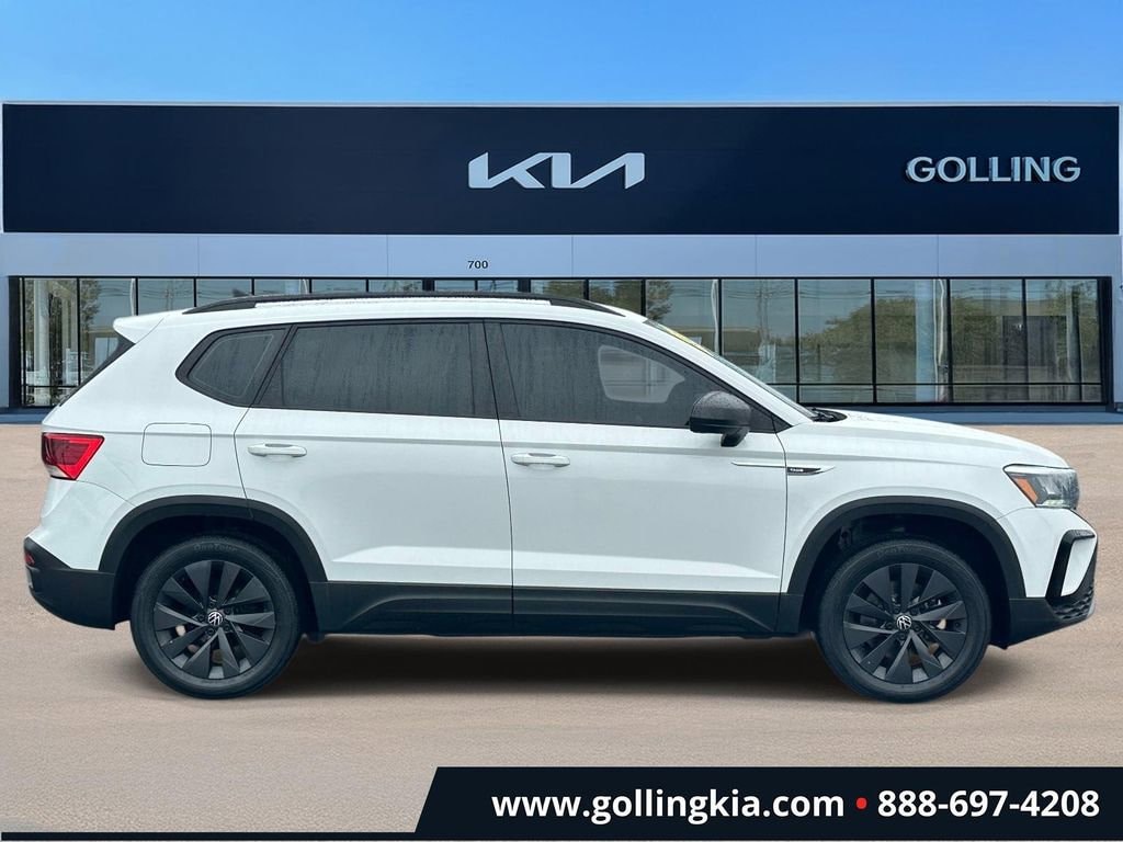 Used 2022 Volkswagen Taos 1.5T S 4MOTION SUV