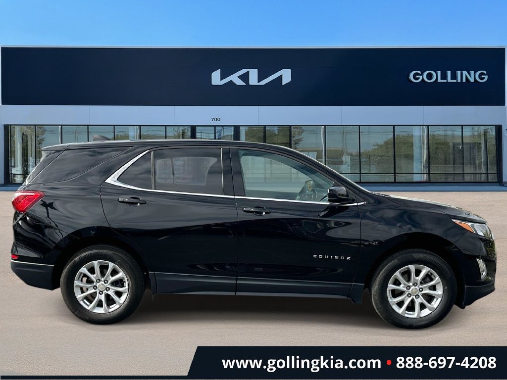 Used 2019 Chevrolet Equinox LT with VIN 2GNAXKEV5K6226505 for sale in Madison Heights, MI
