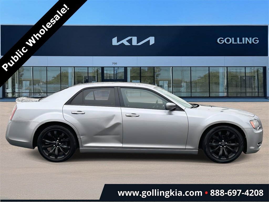 Used 2014 Chrysler 300 S with VIN 2C3CCABG4EH296877 for sale in Madison Heights, MI
