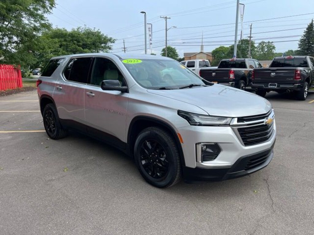 Certified 2022 Chevrolet Traverse LS SUV