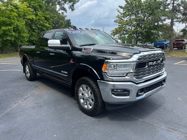 2022 Ram 3500 Limited photo 4