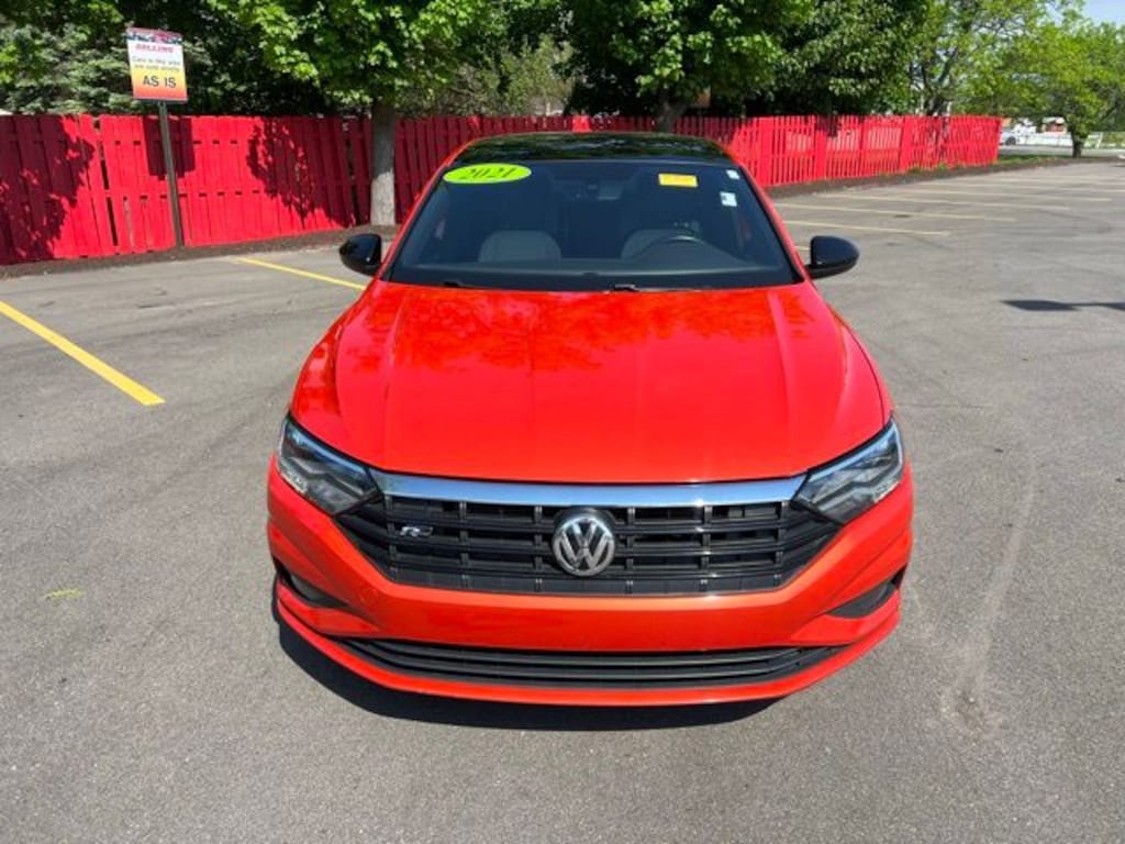 Certified 2021 Volkswagen Jetta R-Line Sedan