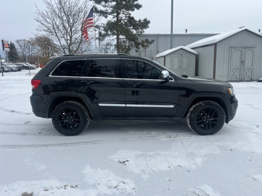 Used 2012 Jeep Grand Cherokee Laredo SUV