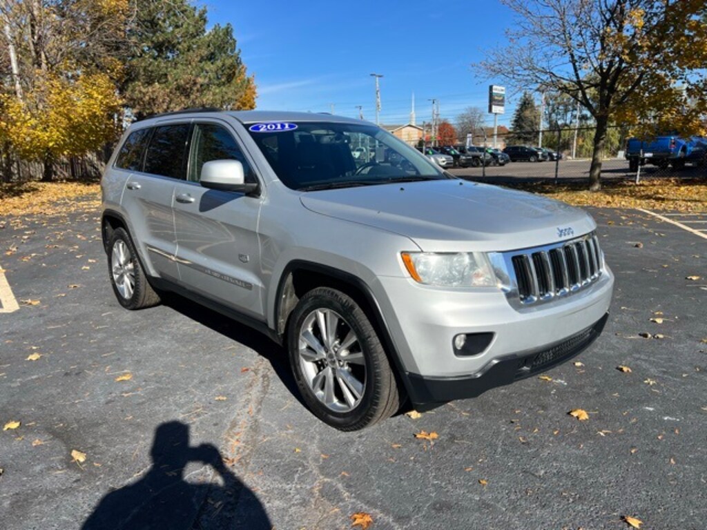 Used 2011 Jeep Grand Cherokee Laredo SUV