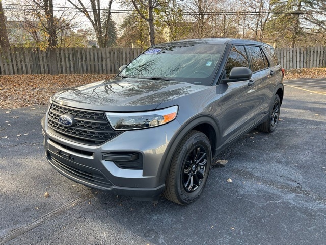 2021 Ford Explorer Base's photo