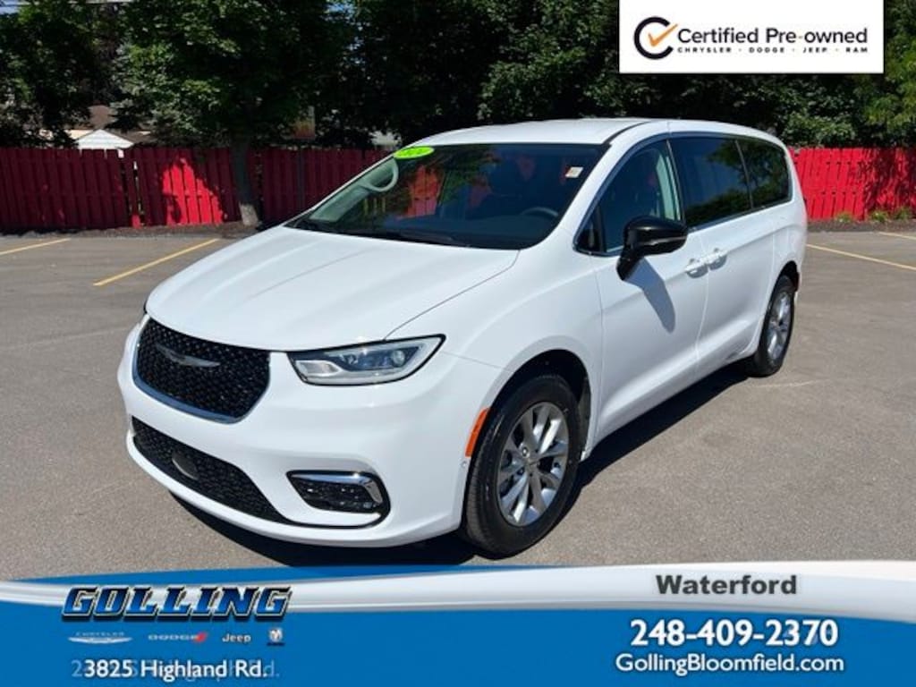 Certified 2024 Chrysler Pacifica Touring L Minivan/Van