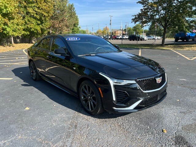 2024 Cadillac CT4 Sport photo 3