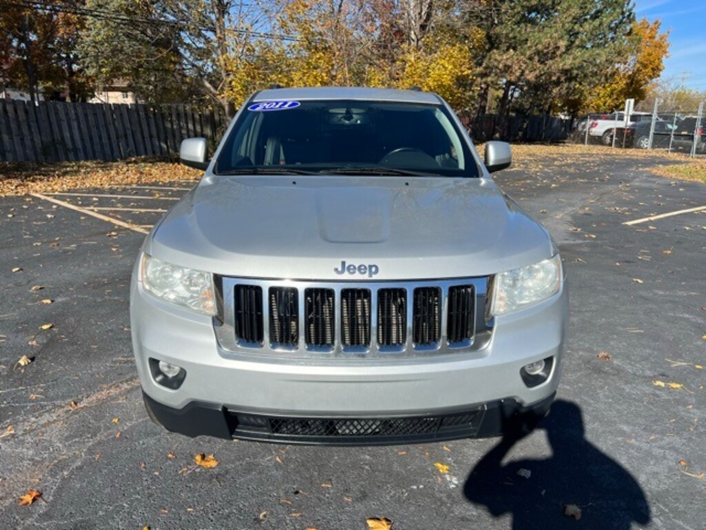 Used 2011 Jeep Grand Cherokee Laredo SUV
