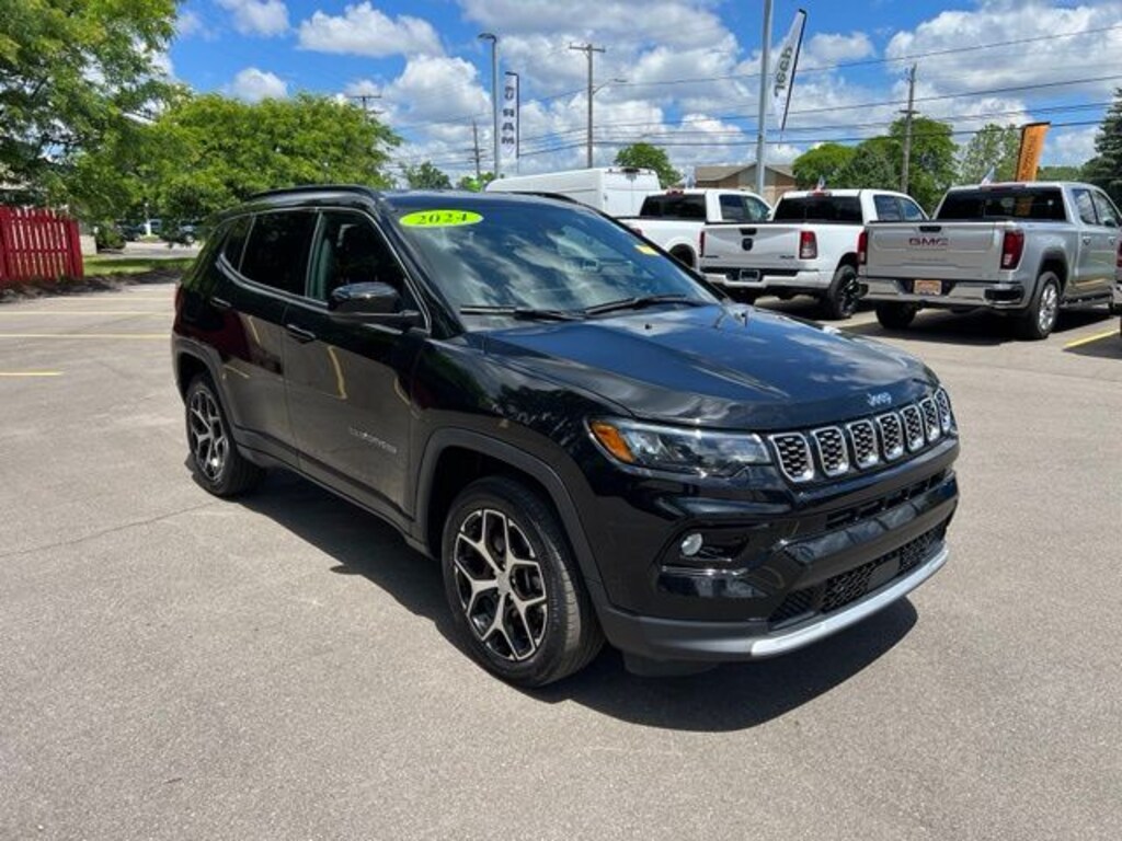 Used 2024 Jeep Compass Limited SUV