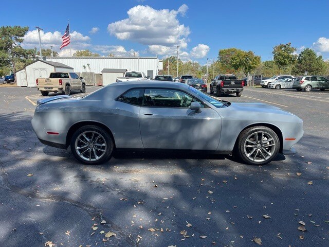 2021 Dodge Challenger GT photo 3