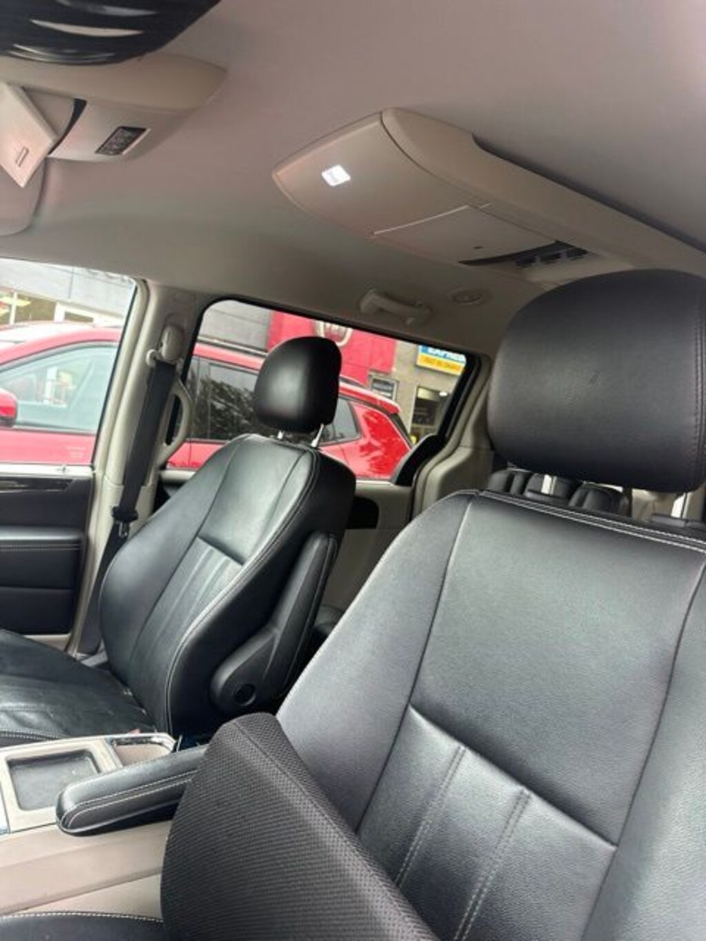 Used 2013 Chrysler Town & Country Touring Minivan/Van