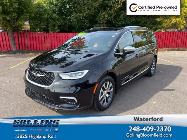 2025 Chrysler Pacifica PHEV Pinnacle