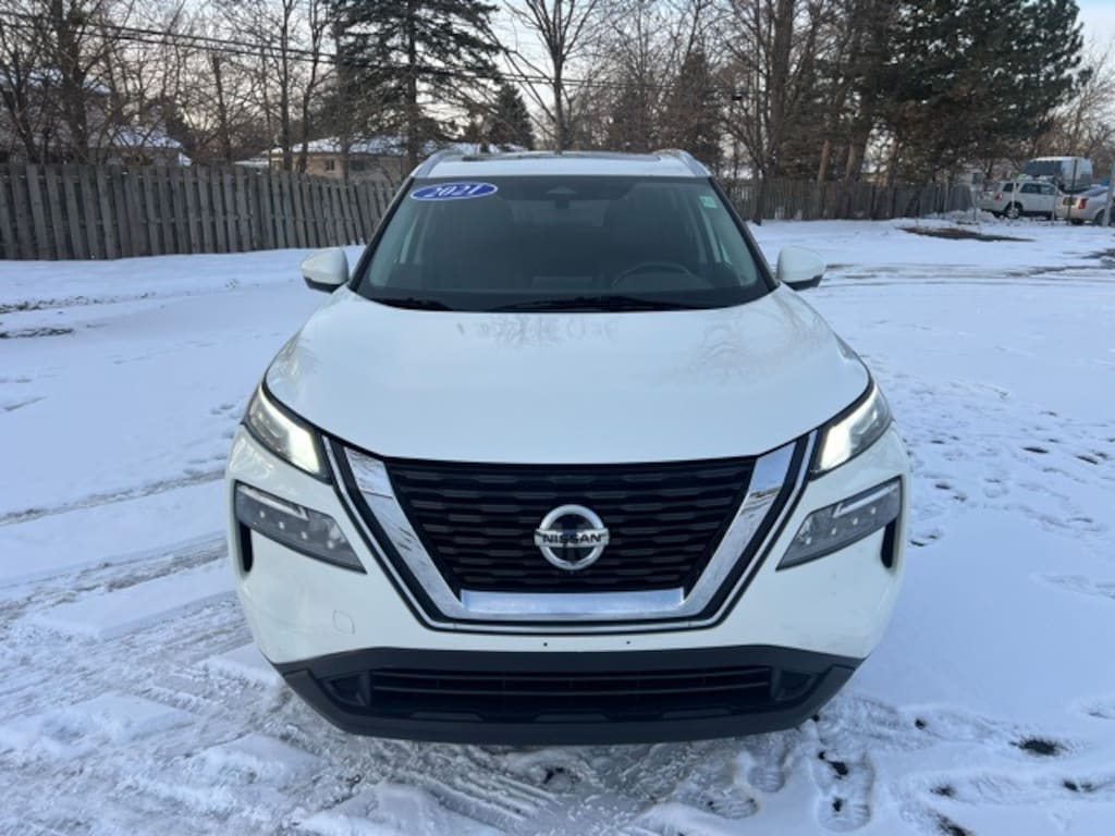 Used 2021 Nissan Rogue SV SUV